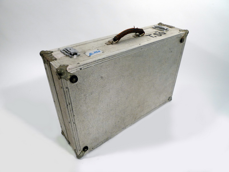 mesa mezclas flight case tascam 15x65x41 maleta 47x69x19 1u